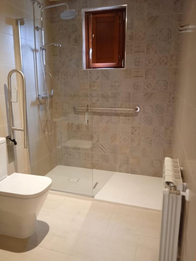 O Lar Do Alecrin Hotel Friol Buitenkant foto
